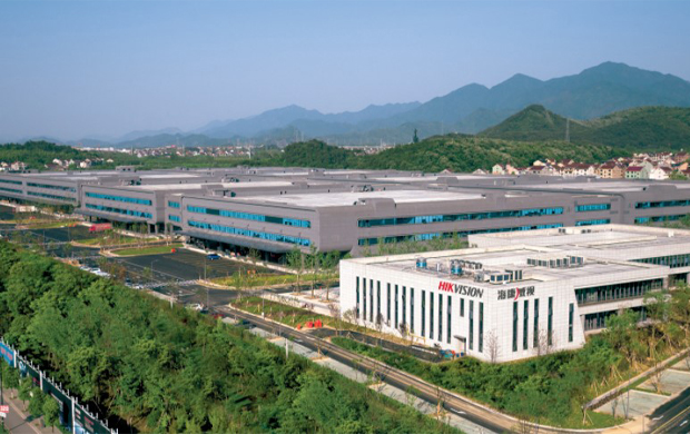 市场营销部——再次牵手海康威视 百级净化除湿手套箱顺利交付